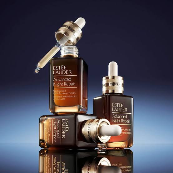 Advanced Night Repair Serum
Synchronized Multi-Recovery Complex